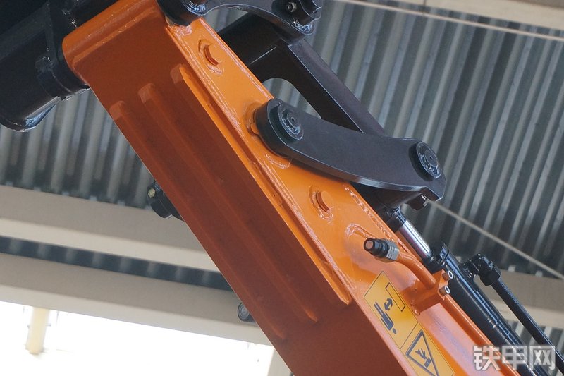 詹阳重工JYL6085挖掘机展会( )