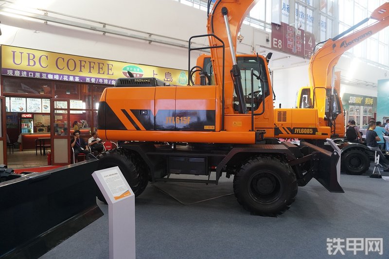 詹阳重工JYL615F挖掘机展会( )