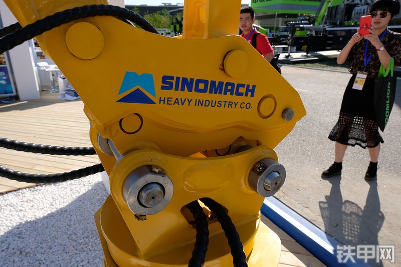 国机重工GE65H挖掘机展会( )