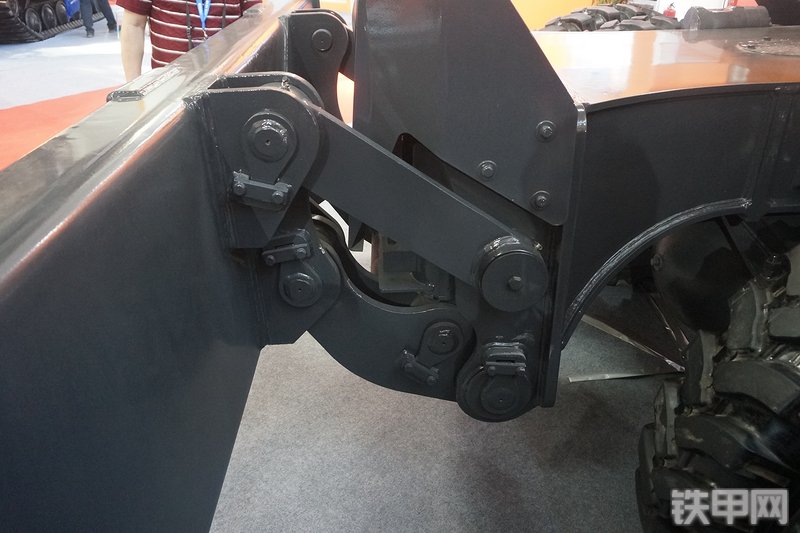 詹阳重工 JYL621F挖掘机展会( )