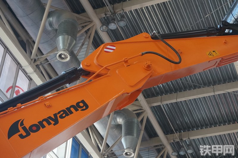 詹阳重工 JYL621F挖掘机展会( )