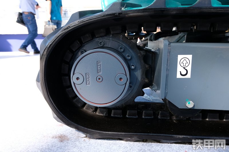 山河智能SWE18UB挖掘机展会( )