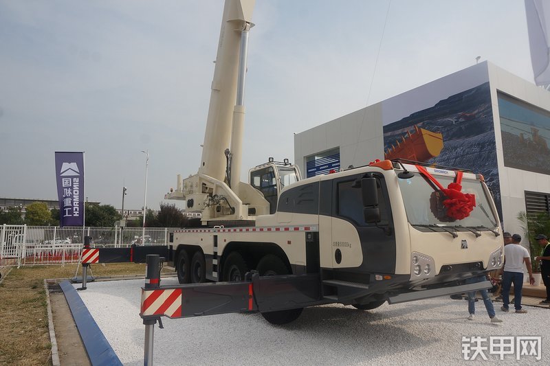 国机重工gtc080起重机展会( )