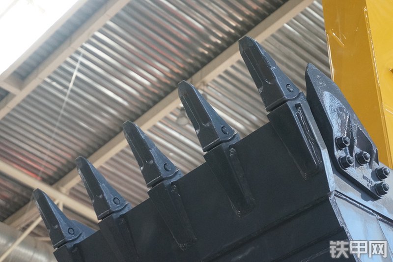 徐工XE215D挖掘机展会( )