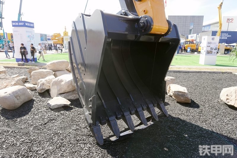 柳工CLG950E挖掘机展会( )