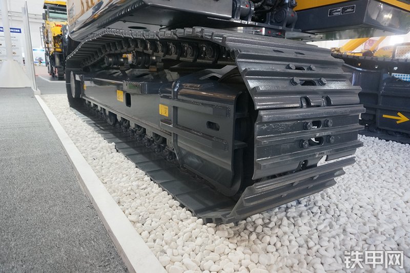 徐工XE215D挖掘机展会( )