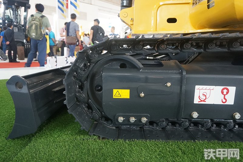山推SE50-9挖掘机展会( )