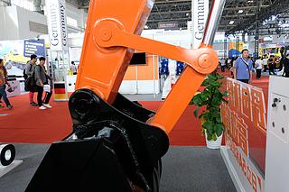 日立ZX200-5A挖掘机展会( )