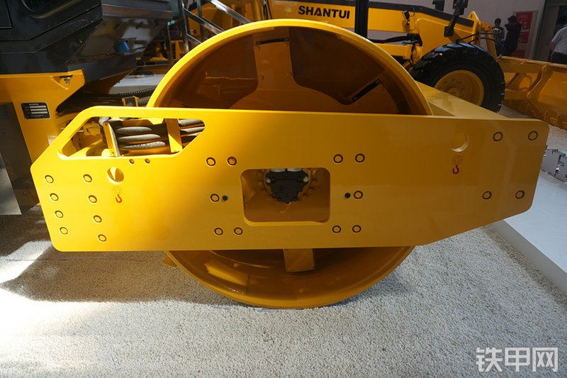 山推SR12-5压路机展会( )