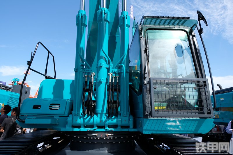 山河智能SWE500ES挖掘机展会( )