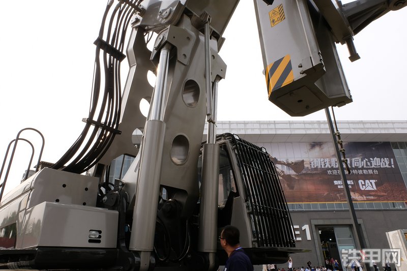 中联重科ZR360C旋挖钻展会( )