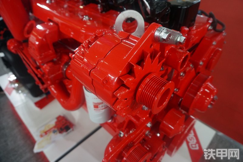 东风康明斯QSB5.9-C190-31发动机展会( )