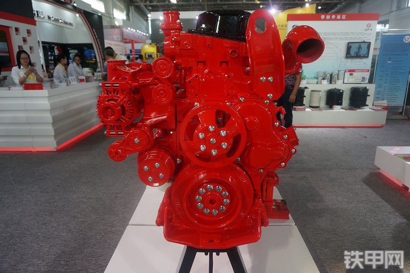 东风康明斯QSZ13-C550发动机展会( )
