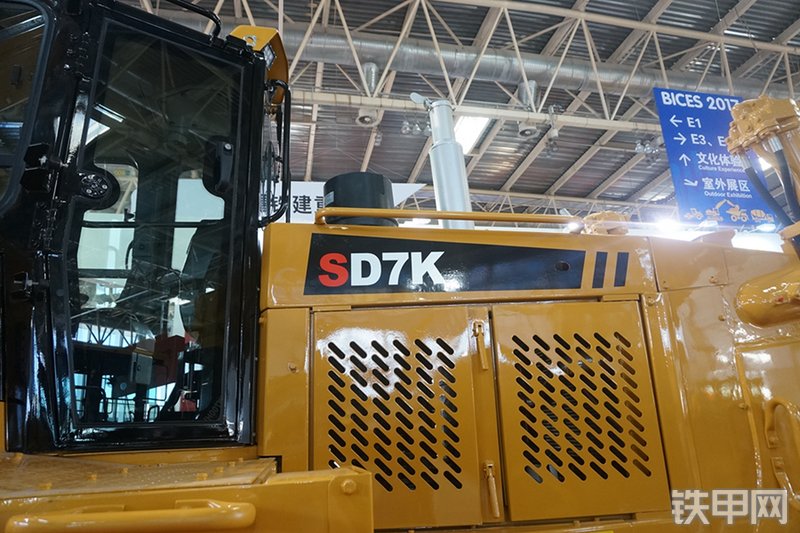 宣工SD7K推土机展会( )