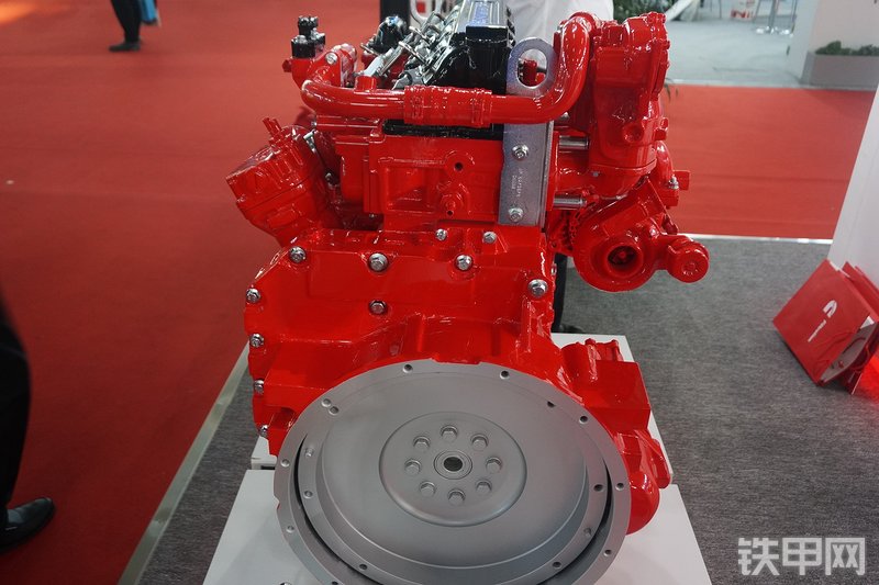 康明斯中国QSF2.8 72发动机展会( )