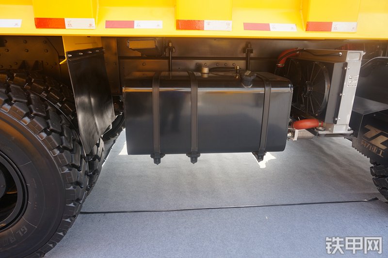 同力TLD90非公路自卸车展会( )