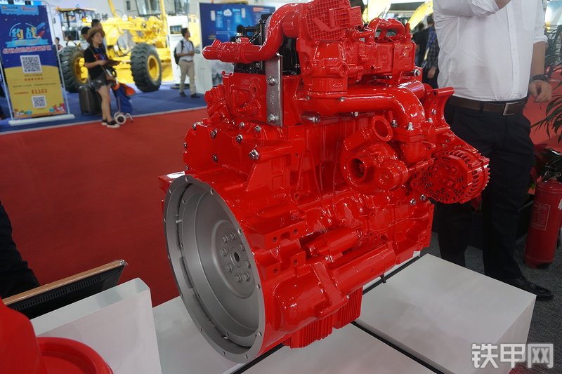 康明斯中国QSF2.8 74发动机展会( )