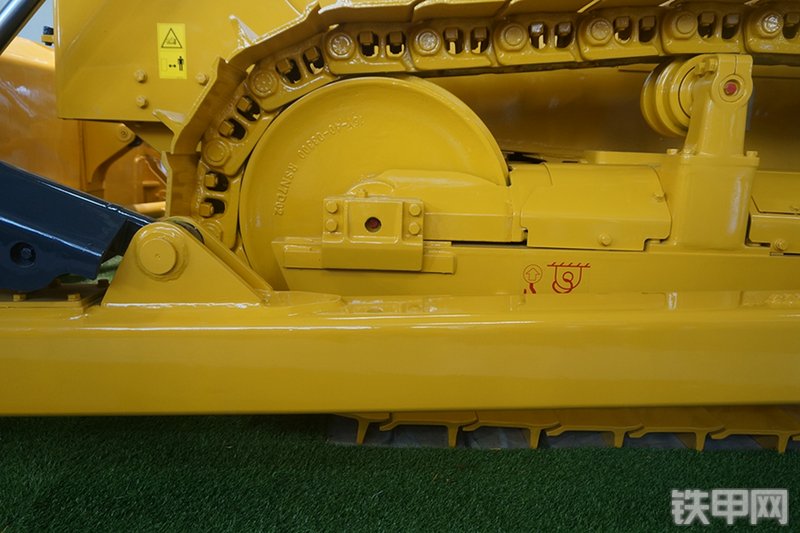 山推SD17推土机展会( )