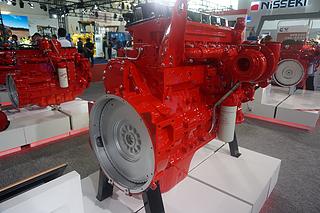 东风康明斯QSZ13-C450发动机展会( )