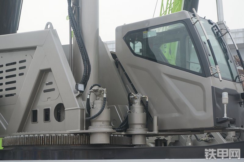 中联重科ZLJ5500JQZ100V起重机展会( )