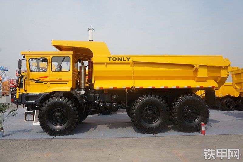 同力tl8491矿用自卸车