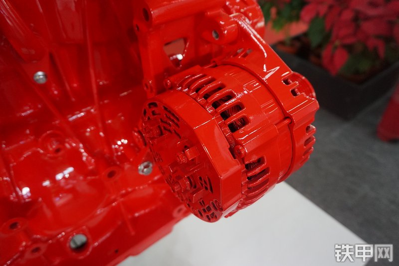 康明斯中国QSF2.8 74发动机展会( )