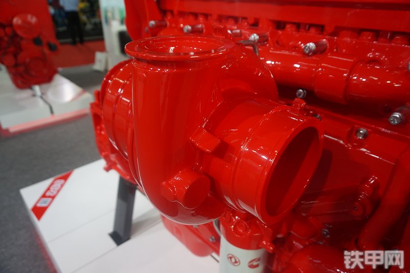 东风康明斯QSZ13-C500发动机展会( )