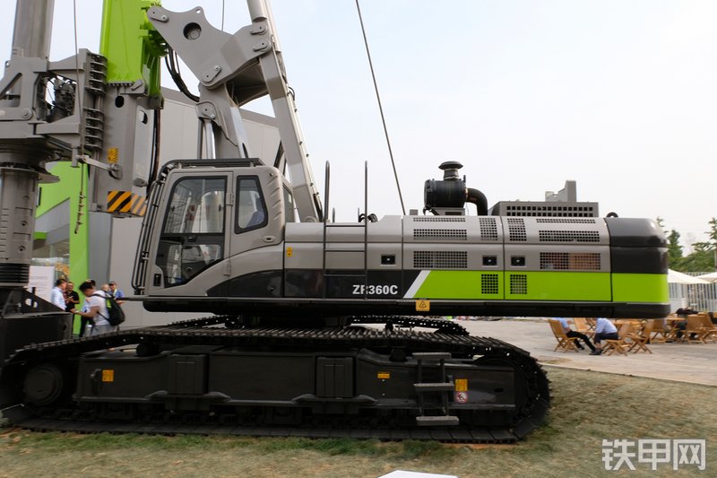 中联重科ZR360C旋挖钻展会( )
