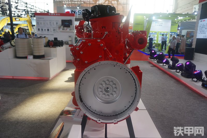 东风康明斯QSZ13-C475发动机展会( )