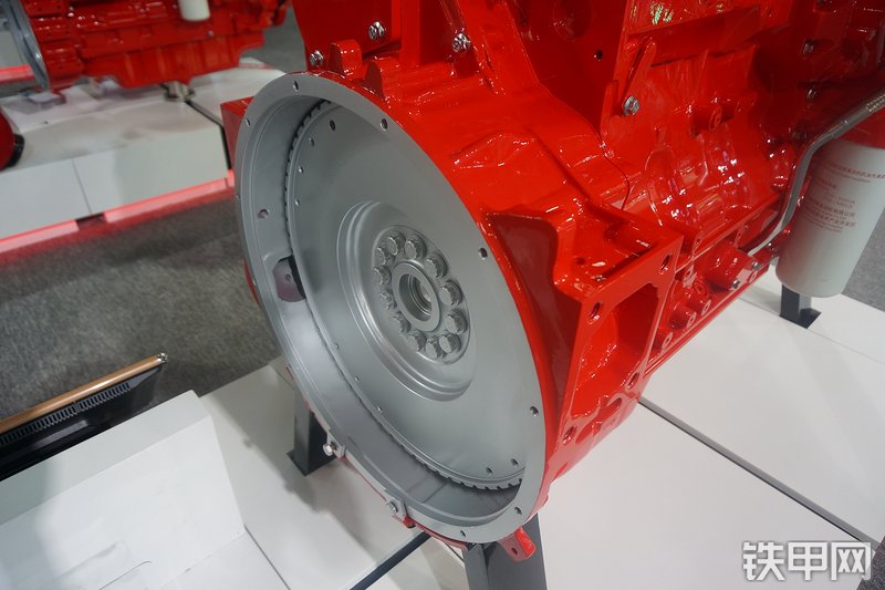 东风康明斯QSZ13-C500发动机展会( )