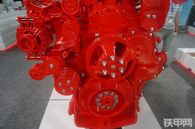 东风康明斯QSZ13-C500发动机展会( )