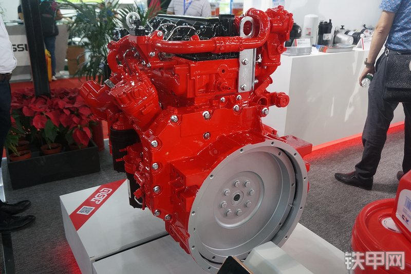 康明斯中国QSF2.8 65发动机展会( )