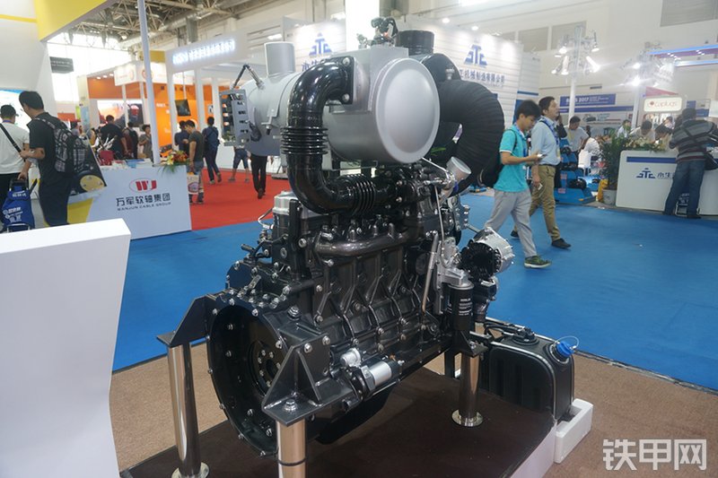 上柴SC7H210发动机展会( )