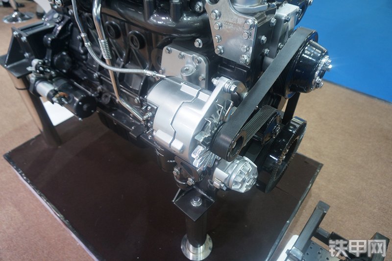 上柴SC7H190.2发动机展会( )