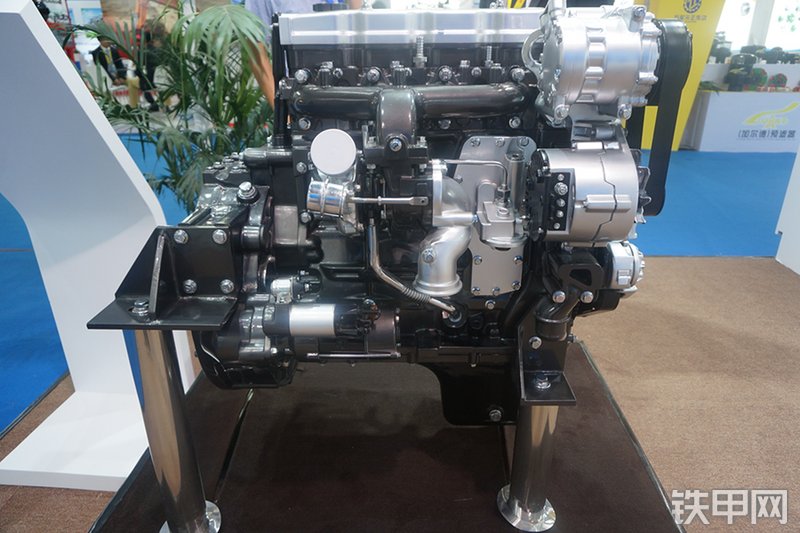 上柴SC4H140.2发动机展会( )