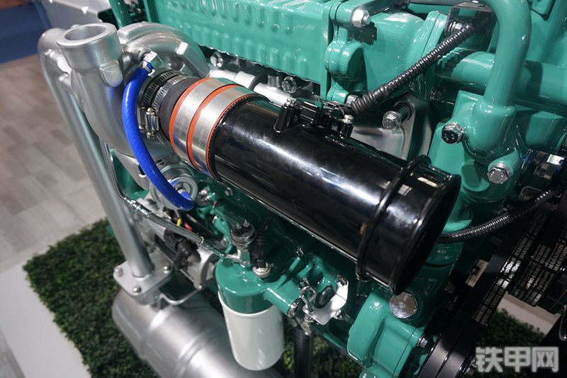 锡柴4DLD-13GG4R发动机展会( )
