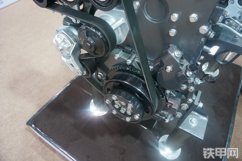 上柴SC4H140.2发动机展会( )