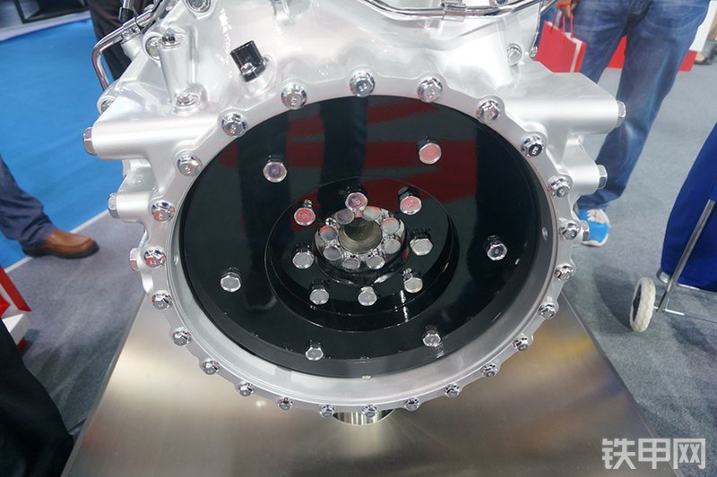 五十铃4HK1X发动机展会( )