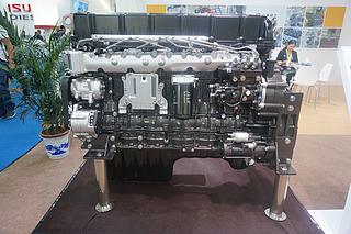 上柴SC12E360发动机展会( )