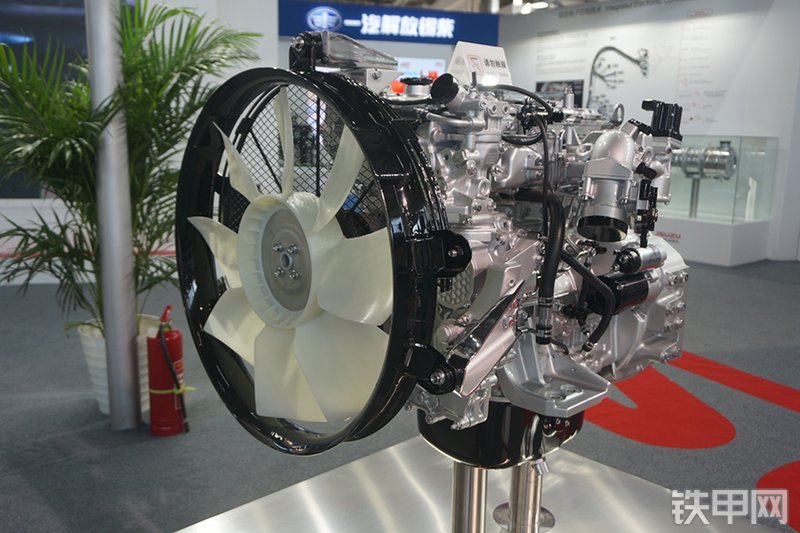 五十铃4JJ1X(Tier 4)发动机展会( )