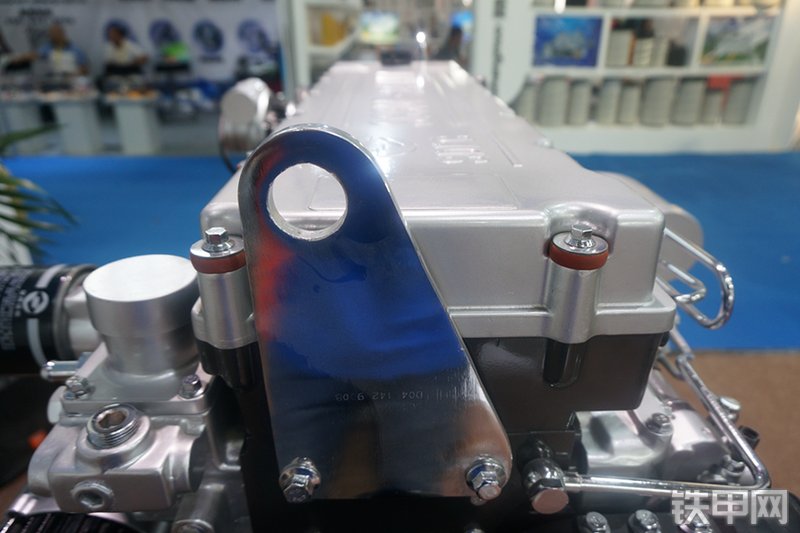上柴SC9D280发动机展会( )
