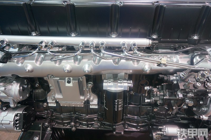 上柴SC10E320发动机展会( )