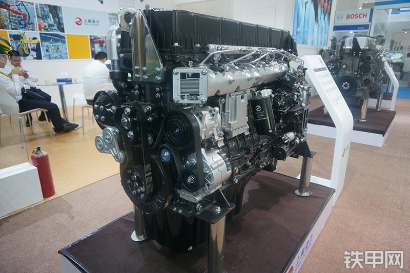 上柴SC10E300发动机展会( )