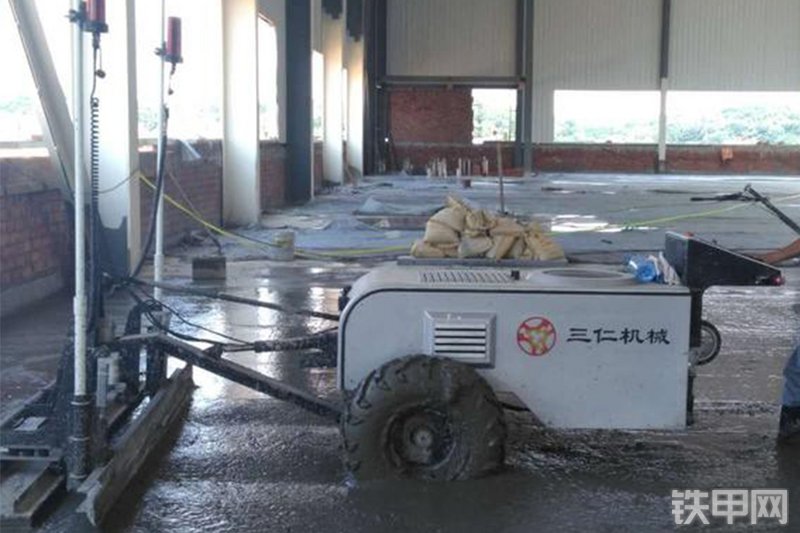 三仁SR4B激光整平机