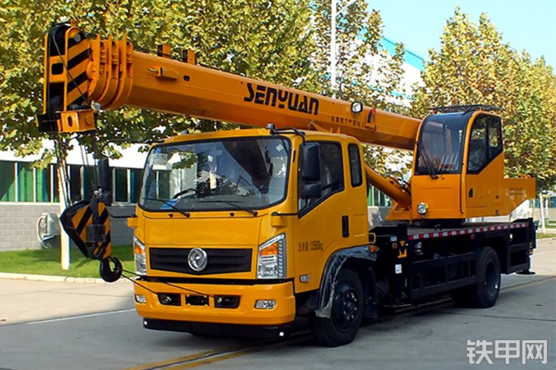 森源重工森源重工10吨东风底盘起重机起重机整机外观