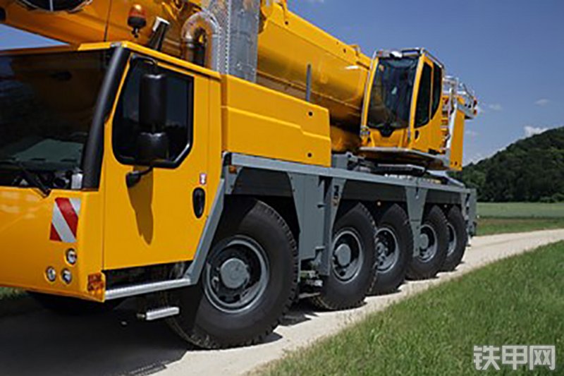 利勃海尔LTM1160-5.2起重机整机外观