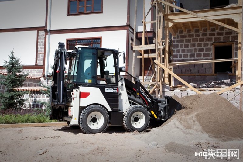 海德堡莱HMK62SS 挖掘装载机整机外观