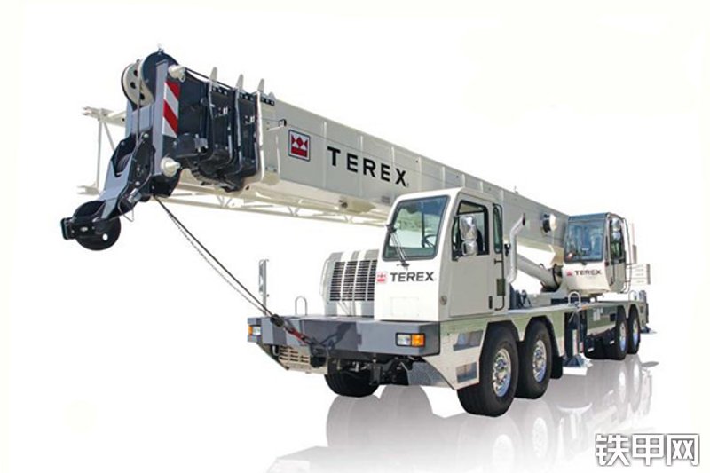 特雷克斯T780汽车起重机