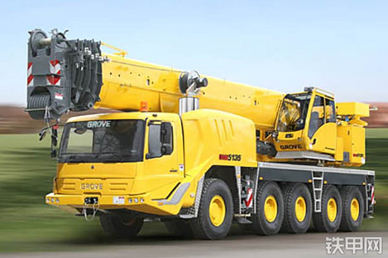 马尼托瓦克GMK5135全路面汽车起重机