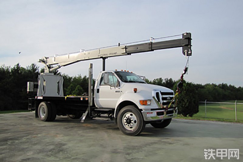 马尼托瓦克400B随车起重机